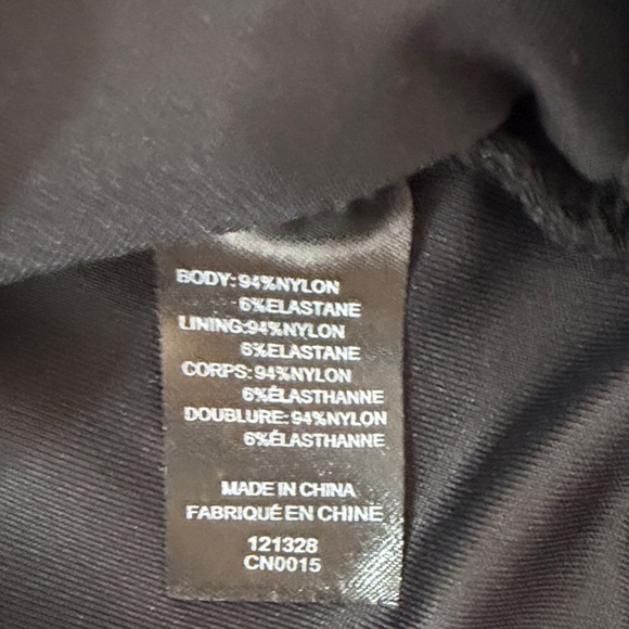 Tahari Black Scoop Neck Tank Top - Picture 3 of 4